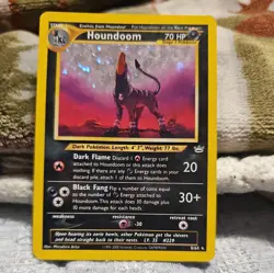 Pokemon 2001 Neo Discovery Houndoom Holo #8/64 Heavily Played - Image 1