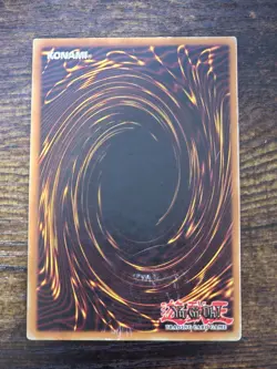 Yu-Gi-Oh! TCG Dark Magician Yugi SDY-006 Unlimited Ultra Rare - Image 2
