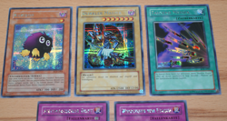 YuGiOh Yugi the Destiny Promo - PCY 001 002 003 004 005 Dunkler Magier - NM - Image 2