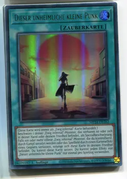 Yu-Gi-Oh! Dieser Unheimliche Kleine Punk Ultra Rare MP24-DE262 - Image 1