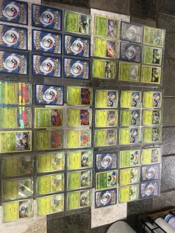 Pokemon TCG Grass-Type Card Lot 70+ Oddish, Gloom, Vileplume, Bellossom, Skiddo - Image 2