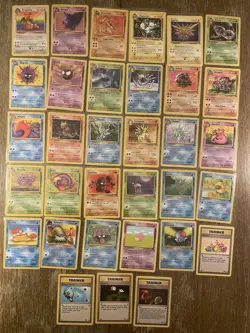Vintage Pokemon Fossil Unlimited Lot 33 Cards - Dragonite, Gengar, Zapdos - Image 1