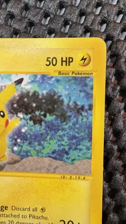 Pikachu 84/144 Skyridge Regular Non-Holo Rare Pokemon TCG Nintendo MP/LP - Image 3