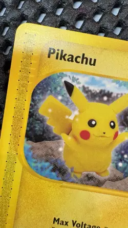 Pikachu 84/144 Skyridge Regular Non-Holo Rare Pokemon TCG Nintendo MP/LP - Image 4