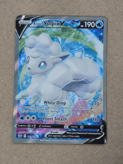 Alolan Vulpix V 173/195 Full Art Sword & Shield Silver Tempest Holo Pokemon TCG - Image 1