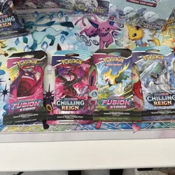 Pokemon: Fusion Strike and Chilling Reign Sleeved Boosters x2 of each - Image 4