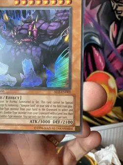 Vampire Genesis SD2-EN001 1st Edition Holographic Gold Writing Yugioh - Image 4