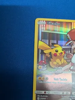 2019 Pokemon SM Cosmic Eclipse Pikachu #241/236 LP - Image 3