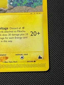 Pokemon Pikachu 84/144 Skyridge Regular Non Holo Rare 2003 English TCG WOTC NM - Image 4