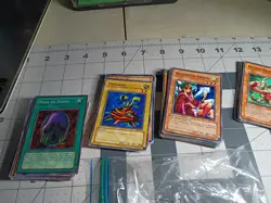 Mixed Lot Of Pokemon 1999-2000 And Yu Gi Oh! 1996 Few Hundred Unkown Contents - Image 1