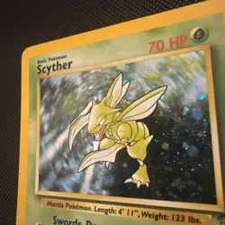 Pokemon TCG Scyther Holo Rare Jungle Card 10/64 NM Condition - Image 2