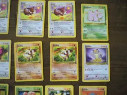 Pokemon 1999 Lot of 25 Cards Uncommon/Common Jungle Set Pikachu Eevee Oddish - Image 4