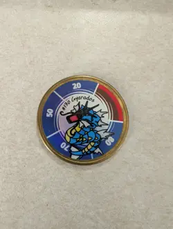 Pokemon 1999 Gyardos #130 Hasbro Battling Coin Game Token - Image 1