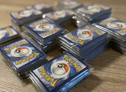 Pokemon Card Lot of 25+ Three Reverse Holos! Mint Condition - Kids Toys - - Image 5