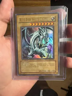 Yu-Gi-Oh Blue Eyes White Dragon 1996 1st Edition lob-001 ungraded - Image 1