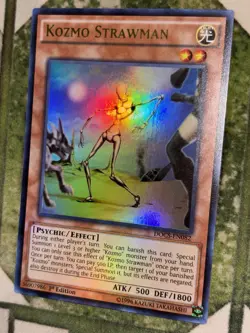 YuGiOh KOZMO STRAWMAN Ultra Rare DOCS-EN082 - Image 1