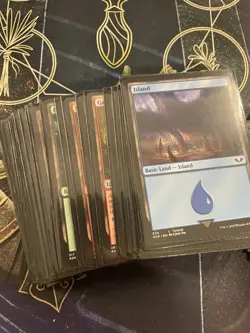 Magic the Gathering Warhammer 40,000 Tyranid Swarm Commander Deck Sleeved W Box - Image 5