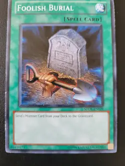 Foolish Burial SDDL-EN029 Yu-Gi-Oh Spell Card NM/LP Staple - Image 4