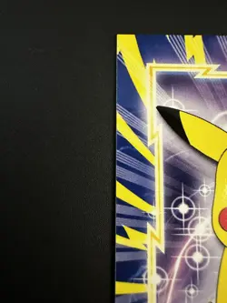 Pokemon Topps #25 Pikachu Series 1 2000 Blue Logo - Image 3