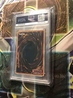 * DARK MAGICIAN GIRL * GHOST RARE GFP2-EN177 GRADED PSA 9 MINT CONDITION YUGIOH! - Image 2