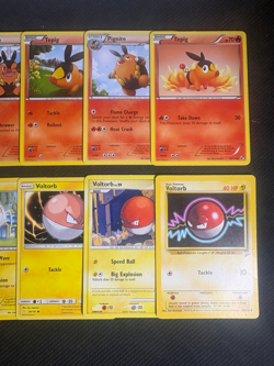 Pokemon 300+ Cards WOTC-SM Mixed Vintage Modern Collection Bulk Lot - Image 3