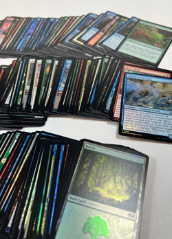 MTG Wilds of Eldraine Lot of Approx. 500 FOILS UC/Common/Basic Lands NM - Image 3