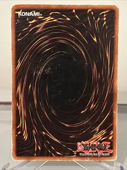 Yugioh Cards Dark Magician SDY-006 Ultra Rare Holo LP - Image 2