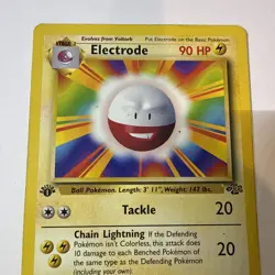Pokemon TCG Card - Electrode Jungle 18/64 Rare 1st Edition Misprint Error - Image 2