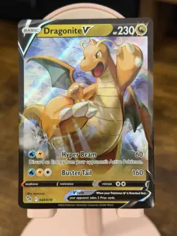 Dragonite V 049/078 Pokemon GO Holo - Image 1