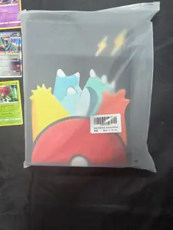Pokemon Card Binder Holds 400 cards. And 37 Pokemon Cards Included - Image 3