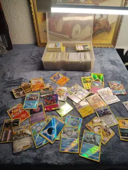 Pokemon Large Lot Of Loose Cards Some Damage Read - Image 1