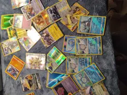 Pokemon Large Lot Of Loose Cards Some Damage Read - Image 4