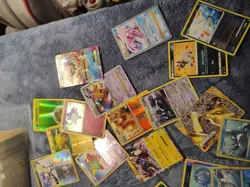 Pokemon Large Lot Of Loose Cards Some Damage Read - Image 5