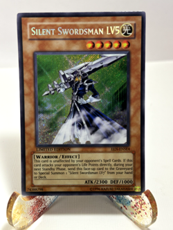 YuGiOh! Silent Swordsman LV5 EEN-ENSE4 Limited Edition Secret Rare LP - Image 1