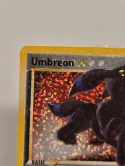 Pokemon NICE Umbreon Gold Star 17/17 Celebrations 25th Anniversary Rare NM/M - Image 4
