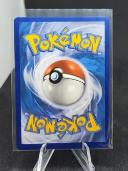 2020 Pokemon Sword & Shield Vivid Voltage Pikachu V #043/185 - Image 2