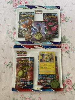 Pokemon TCG Chilling Reign Legendary Birds Blister Pack And Jolteon Battle Style - Image 1