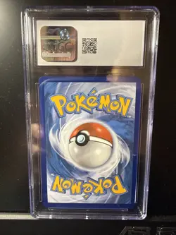 Pokemon TCG Vivid Voltage Rainbow Pikachu VMAX Secret Rare Card 188/185 - Image 2