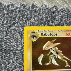 VINTAGE Pokemon TCG Kabutops Holo Rare Card 9/62 Fossil Unlimited 1999 MP - Image 2