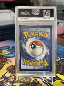 2021 POKEMON CELEBRATIONS CLASSIC COLLECTION #17 UMBREON-GOLD STAR PSA 9 - Image 2