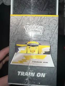 Pokemon TCG - Sealed 25th Anniversary Celebrations Ultra Premium Collection Box - Image 4