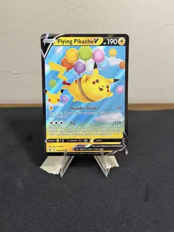 Flying Pikachu VMAX 007/025 Celebrations Pokemon 2021 - Image 1