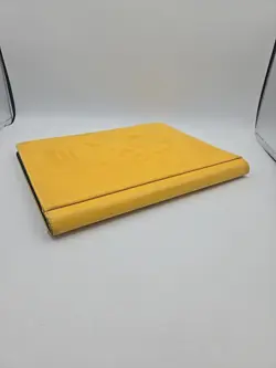 Ultra Pro PRO Binder - Yellow Pikachu - Leather - 9 Pocket - 2019 - Pokemon Co. - Image 4