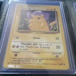 PIKACHU 1995POKEMON BASE SET YELLOW CHEEKS 58/102 TCG WOTC Wizards LP - Image 3