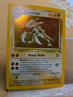 Pokemon TCG Kabutops Holo Rare Card 9/62 Fossil - Image 1
