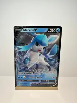 Glaceon V SWSH196 Holo Promo Sword & Shield Promo Pokemon Near Mint - Image 1