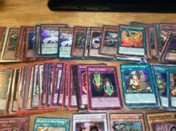 124 Yugioh Foil Card lot with duelist kingdom,magical hats,soul exchange & more - Image 5