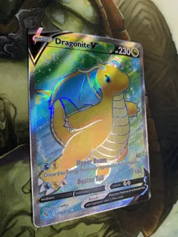Dragonite V (Full Art) 076/078 Pokemon GO Holo Card Nm - Image 2
