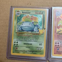 Pokemon Card Charizard 4/102 Venusaur 15/102 Celebrations 25th Anniversary - Image 3