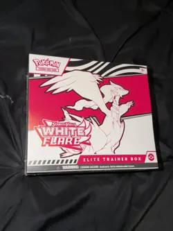 Pokemon TCG Scarlet & Violet White Flare Elite Trainer Box - Image 1